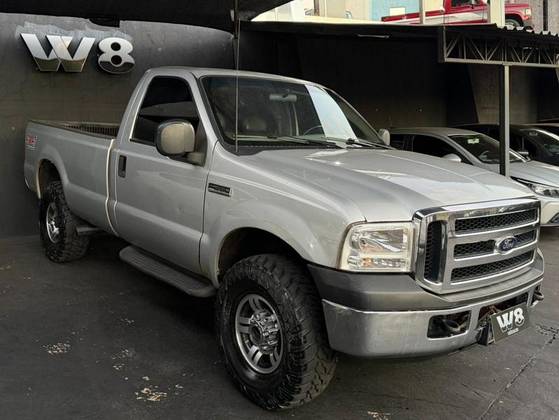FORD F-250 3.9 XLT MAX POWER 4X4 CS DIESEL 2P MANUAL